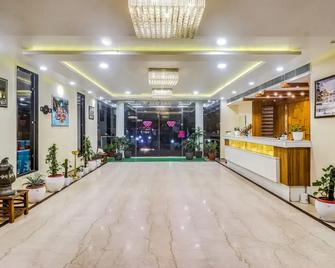 Hotel Kalka Royal - Katra - Lobby