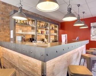 Fasthotel Caen Memorial - Caen - Bar