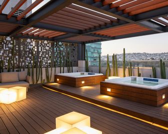 Hotel Real del Rio - Tijuana - Innenhof