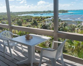 سانت فرانسيس ريزورت - جورج تاون (الباهاماس) - شرفة