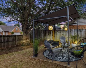 Cozy Miss - Comfy Family-Friendly Bungalow/Fenced Yard - Peaceful Neighborhood! - Southaven - Патіо
