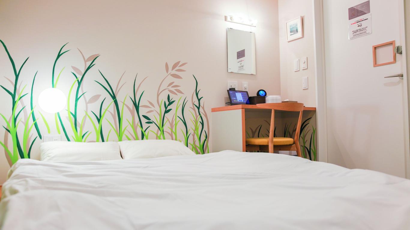 &and Hostel Kuramae West
