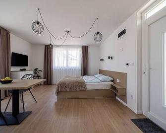 Villa Oliver Lenti - Lenti - Ložnice
