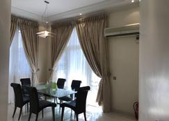 Helena Court Apartments - Lagos - Dining room