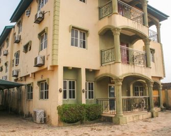 D Jos Hotel Annex - Ikorodu - Building