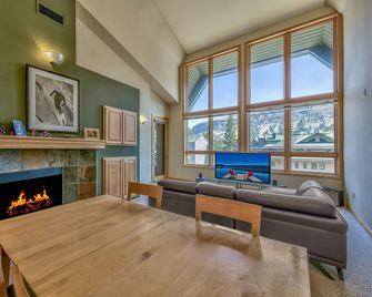 Kirkwood Mountain Resort by Vail Resorts - Kirkwood - Sala de estar