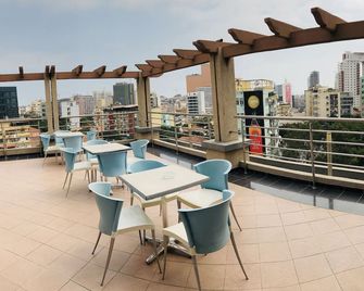 جولدن بارك هوتل - لواندا - شرفة