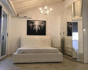 Splendid Lake - Desenzano del Garda - Wohnzimmer