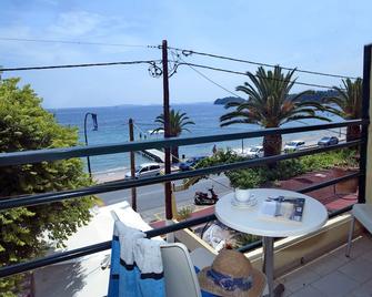 Costa Hotel - Ipsos - Balcony