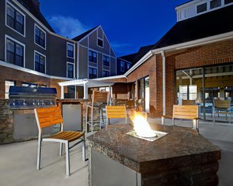 Homewood Suites by Hilton Chicago-Lincolnshire - Lincolnshire - Budova