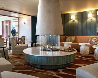 The Relais Cooden Beach - Bexhill-on-Sea - Lounge