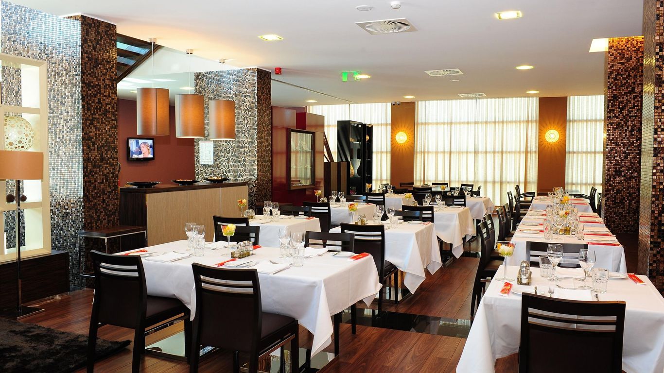 أكسيس بورتو بزنس آند سبا هوتل