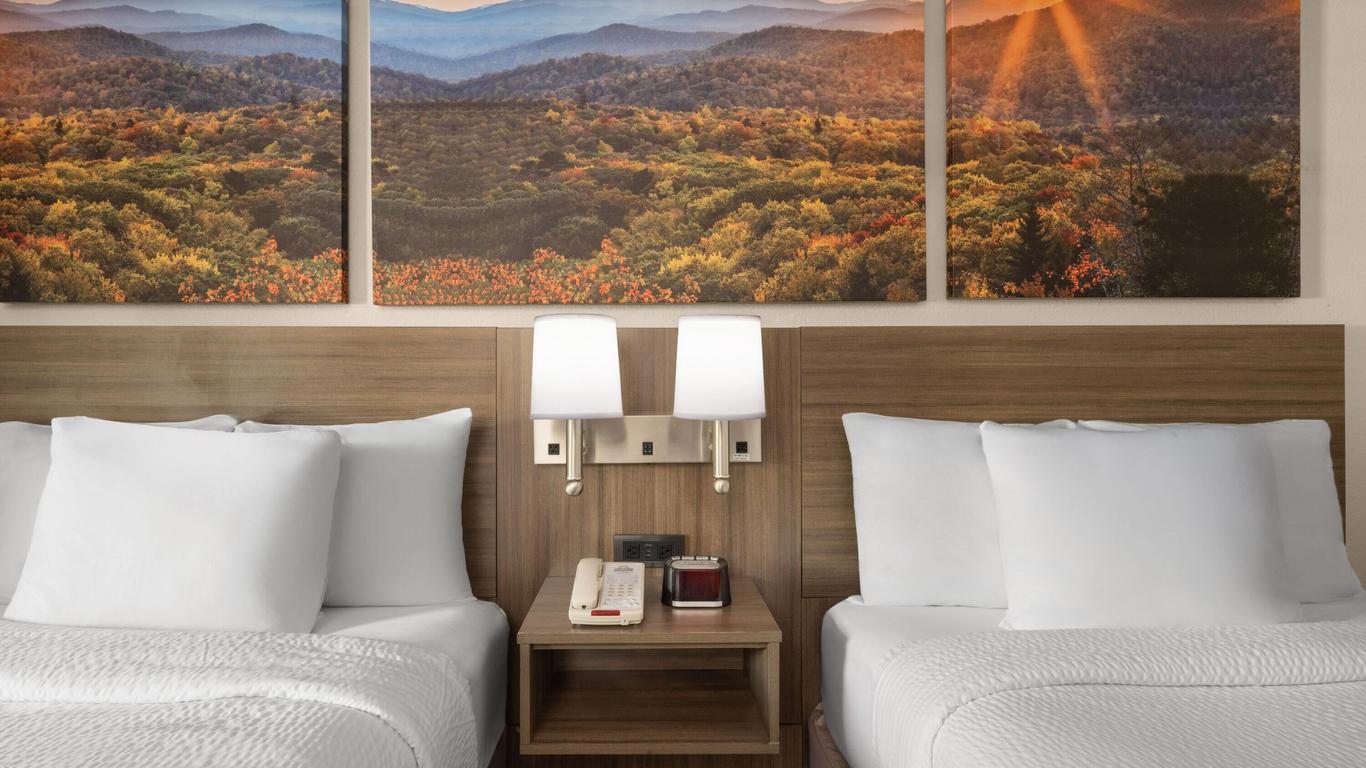 Days Inn by Wyndham Canton