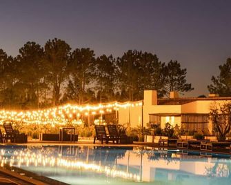Craveiral Farmhouse by Belong - Odemira - Piscina