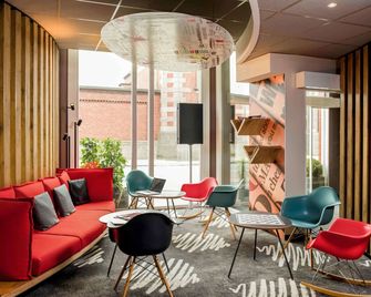 ibis Namur Centre - Namur - Salon