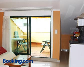 Apartamentos Cormoran - A Lanzada - Living room