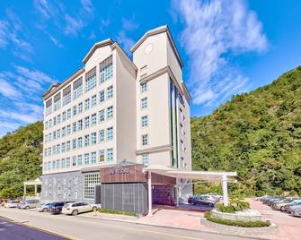 Uni-Resort Ku-Kuan - Taichung - Edifício