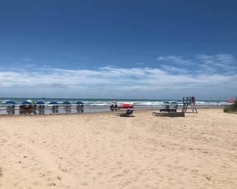 Lovely 2 Bed 2 Bath 2nd Floor Condo By Beach - South Padre Island - Beach