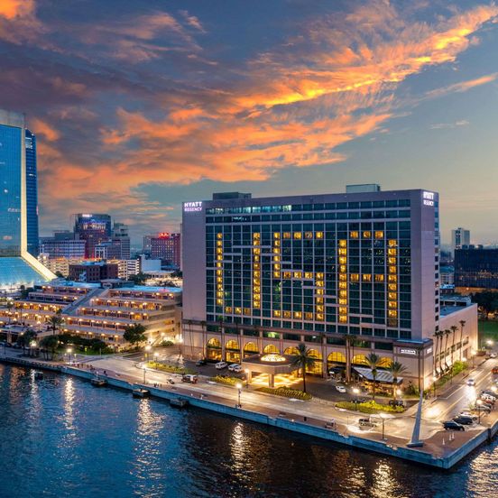 Building view of Hyatt Regency Jacksonville Riverfront