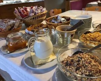 Garni La Vara - Corvara in Badia - Buffet