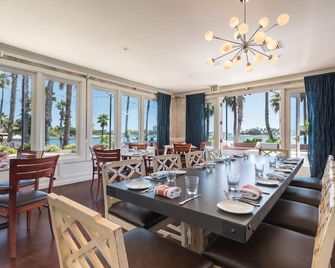 منتجع وسبا بارادايس بوينت - سان دييغو - مطعم