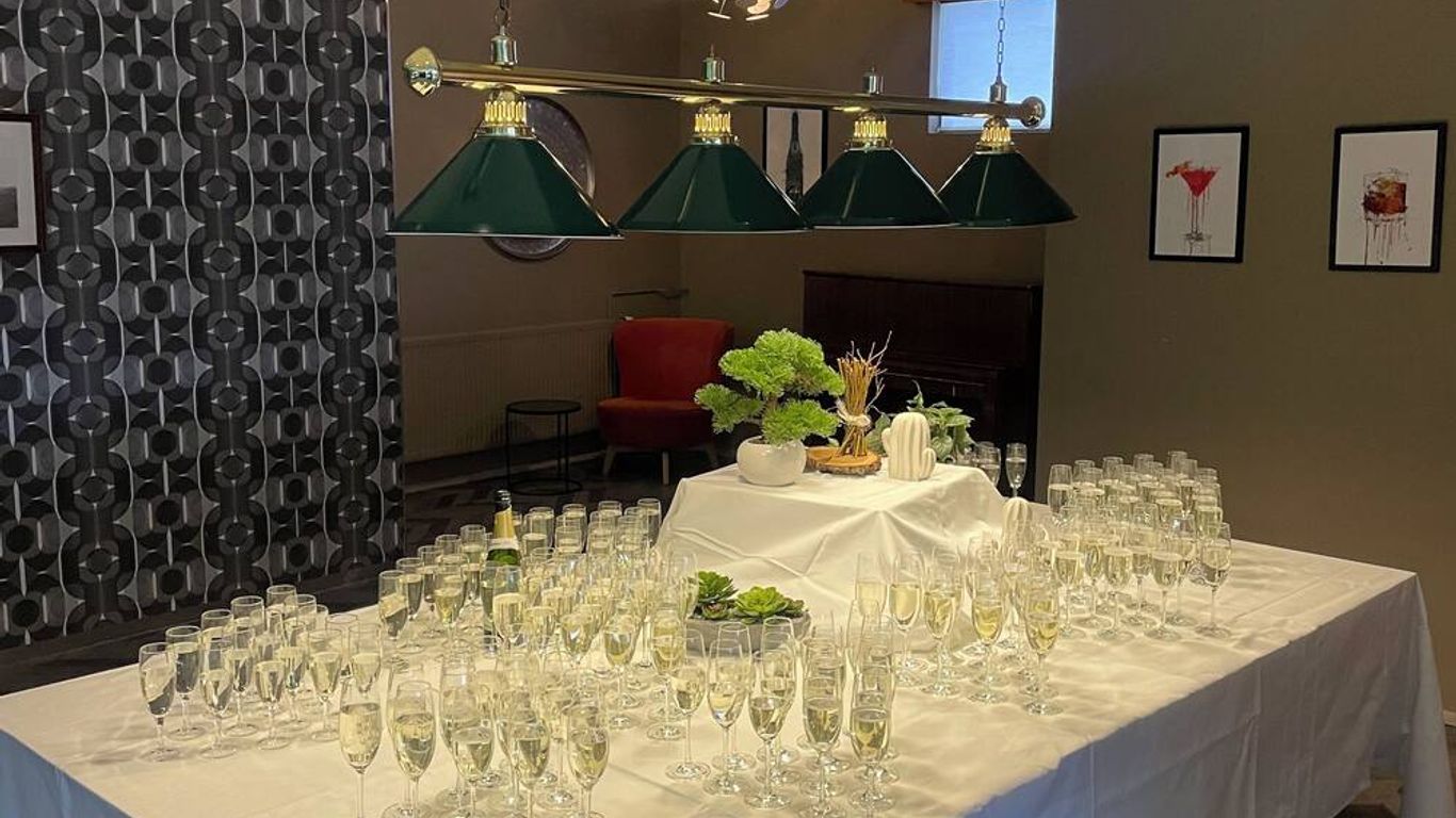 瓦拉斯卡爾夫酒店