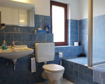 Pension am Helenenwall - Colonia - Baño