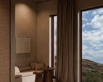 Delmar Apartments & Suites - Plaka