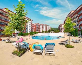 Panorama And Marina Freya - Sveti Vlas - Bazén