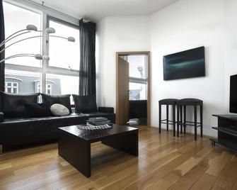 Room With a View Apartments - Reykjavík - Obývací pokoj