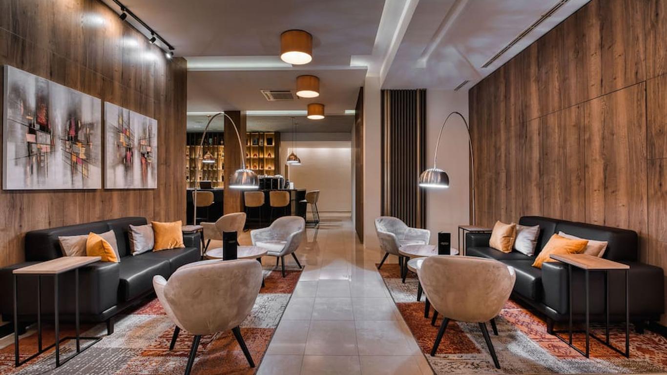 Hotel Aristos
