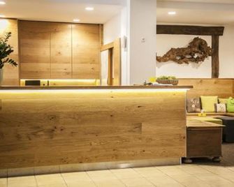 Hotel Im Krummbachtal - Schönau an der Brend - Rezeption