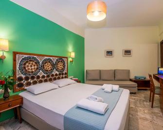 Aris Hotel - Palaiochora - Bedroom