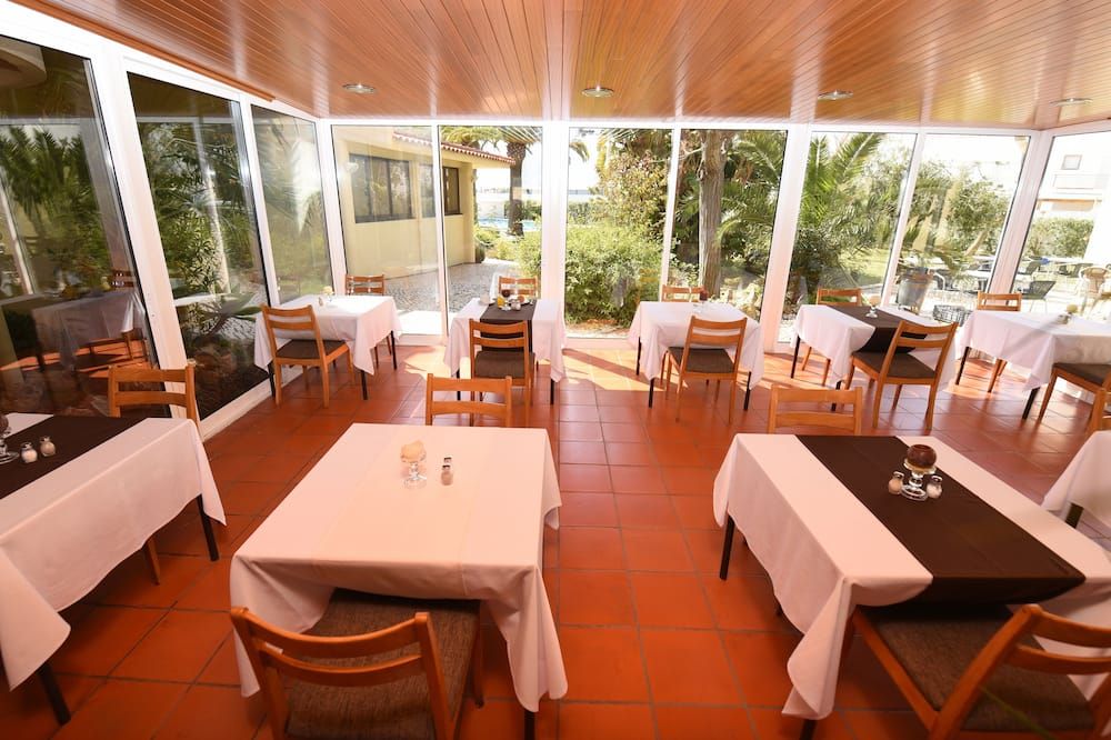 Praia Da Lota Resort Hotel