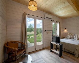 Mas Des Cerisiers - Avignon - Schlafzimmer