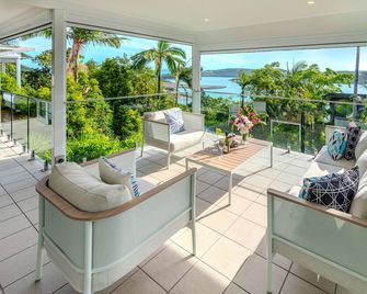 Oasis Apartments On Hamilton Island By Hiha - Hamilton Island - Balcón