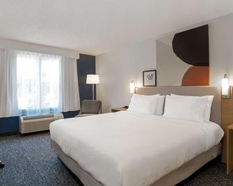 Spark by Hilton Summerville - Summerville - Ložnice