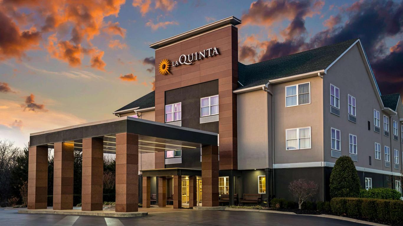 La Quinta Inn & Suites by Wyndham Lebanon