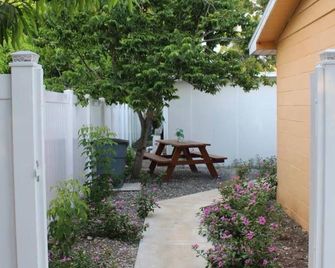 Tampa Dream Getaway 'B - Tampa - Hàng hiên