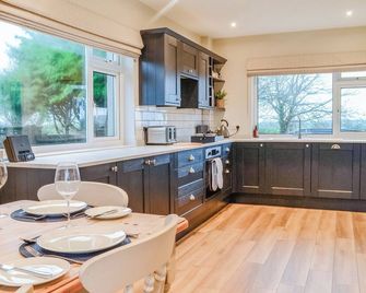 2 bedroom accommodation in Newton Stewart - Wigtown - Kitchen