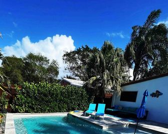 Stylish & Bright ~ 5 Location, Pool, Hot Tub, Pkg - Fort Lauderdale - Pool