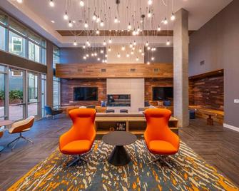 Bright Milpitas 2BR w/ Pool, Gym & Lounge, walk to BART, by Blueground - Milpitas - Lounge