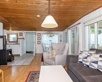4 person holiday home in Thisted - Nørre Vorupør - Sala de estar