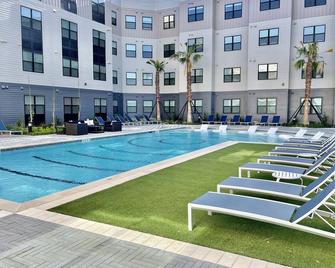 Htx Luxury Apartment - Houston - Pool