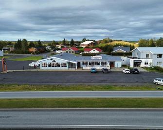 Kanslarinn Hostel - Hella - Building