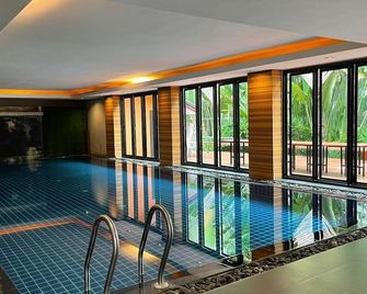Kabinburi Sport Club - Kbsc - Ban Muang Kao - Pool