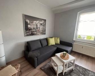 Fewo An Der Linde Mülsen - Mülsen - Sala de estar