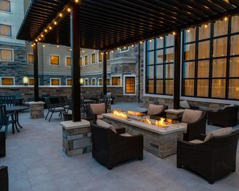 Staybridge Suites Nashville - Franklin By IHG - Franklin - Uteplats