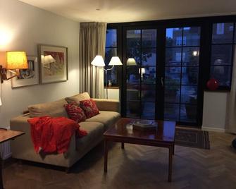 Korfuvej.rent.a.room guesthouse - Copenhague - Sala de estar