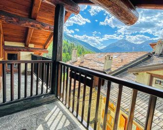 Appartamento Jouvenceaux 40 - Affitti Brevi Italia - Sauze d'Oulx - Balcony